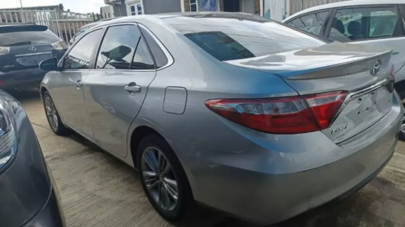 TOYOTA Camry   - 2016