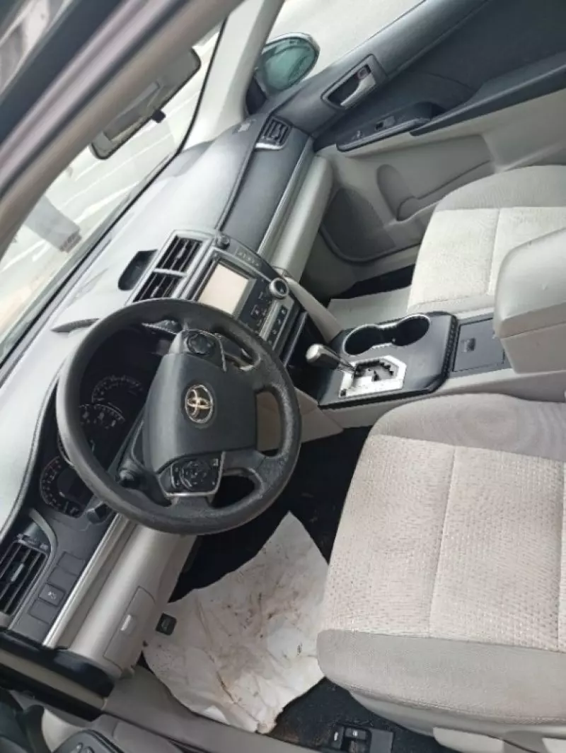Toyota Camry   - 2012