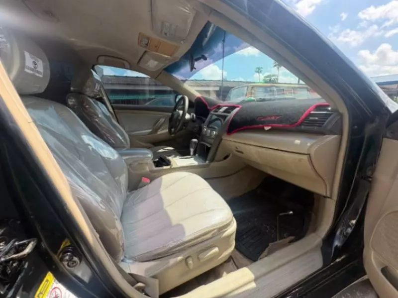 TOYOTA Camry   - 2009