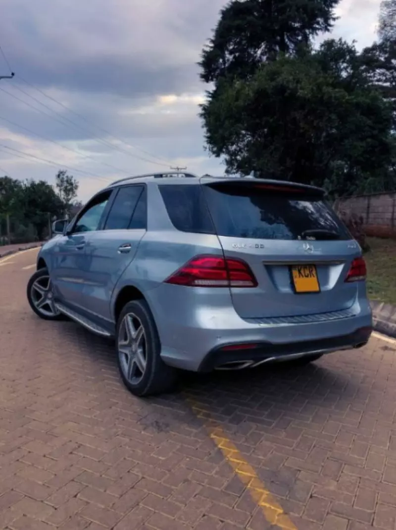 Mercedes-Benz GLE 400   - 2016