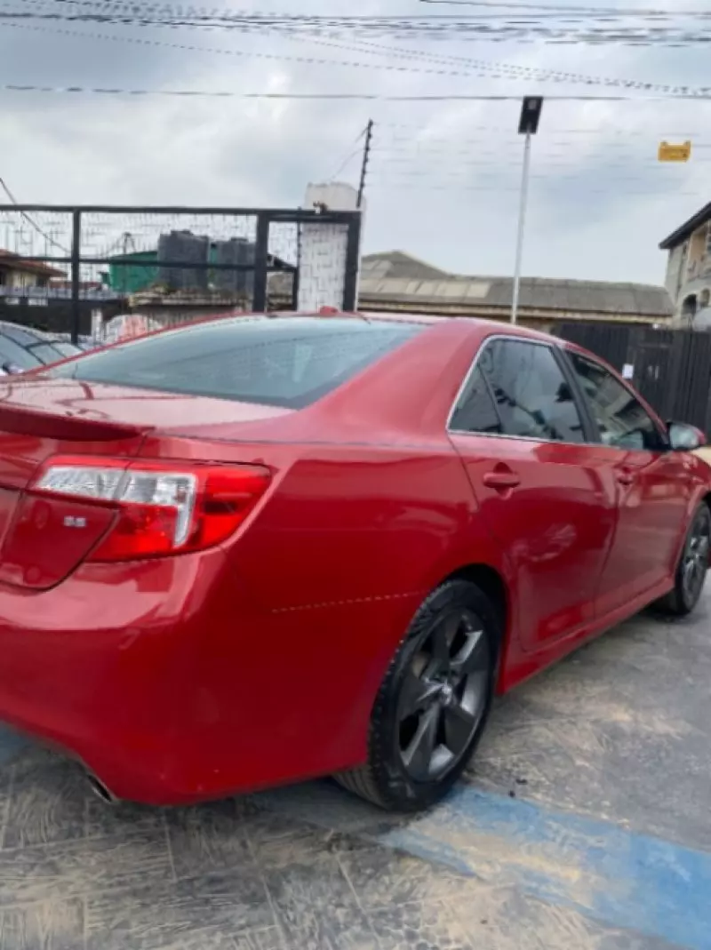 TOYOTA camry   - 2012