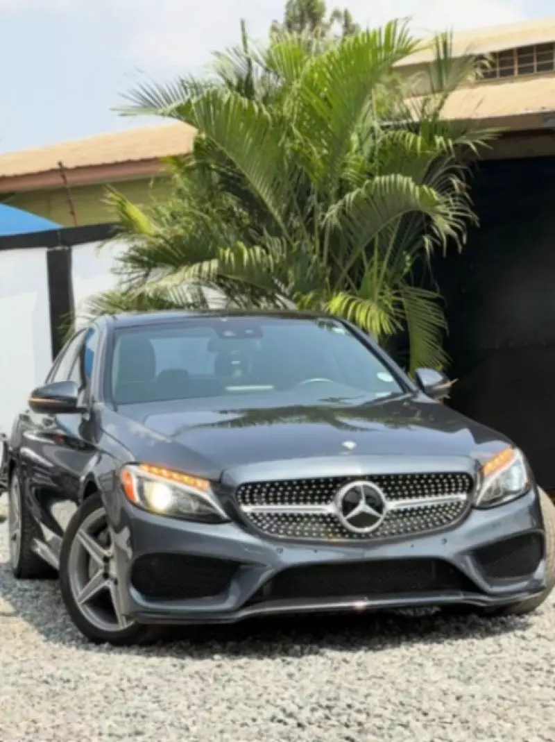 Mercedes-Benz C 300   - 2016