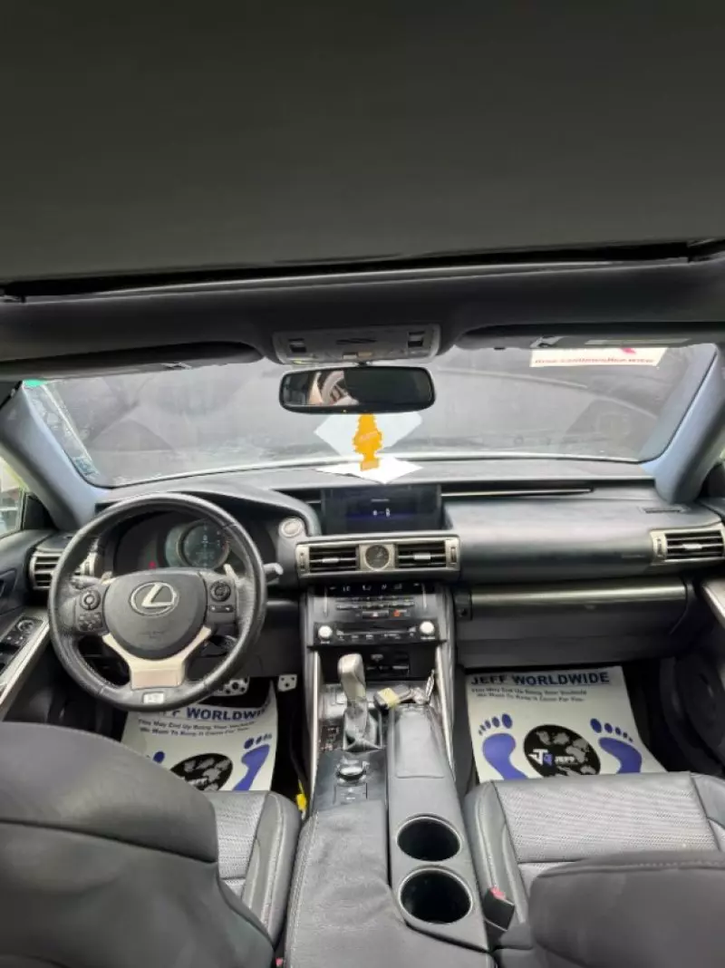 Lexus IS - 2014
