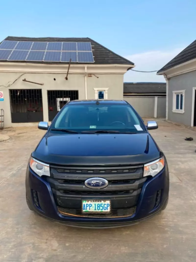 Ford Edge   - 2011