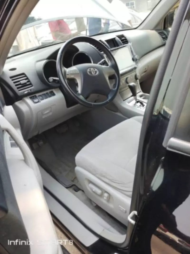 Toyota Highlander   - 2008