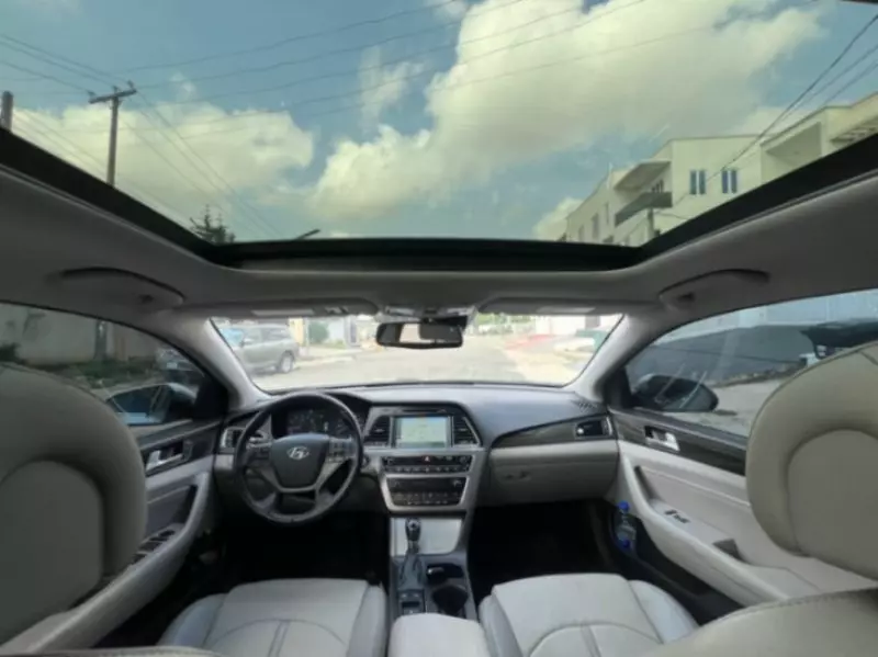 Hyundai Sonata   - 2015