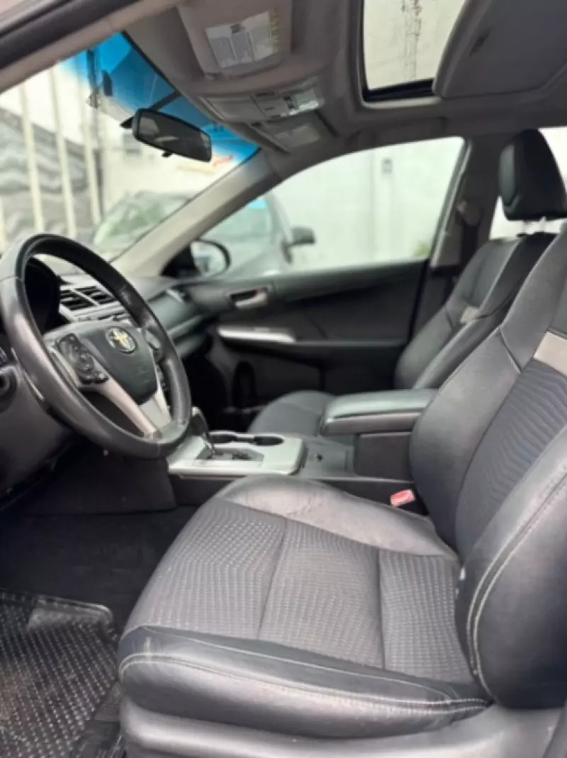 Toyota Camry   - 2013