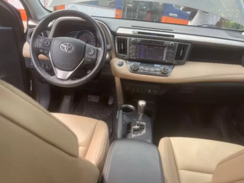Toyota RAV4 - 2013