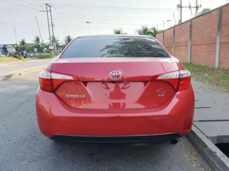 Toyota Corolla   - 2014