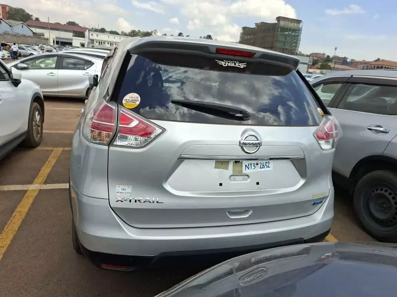 Nissan X-TRAIL   - 2014