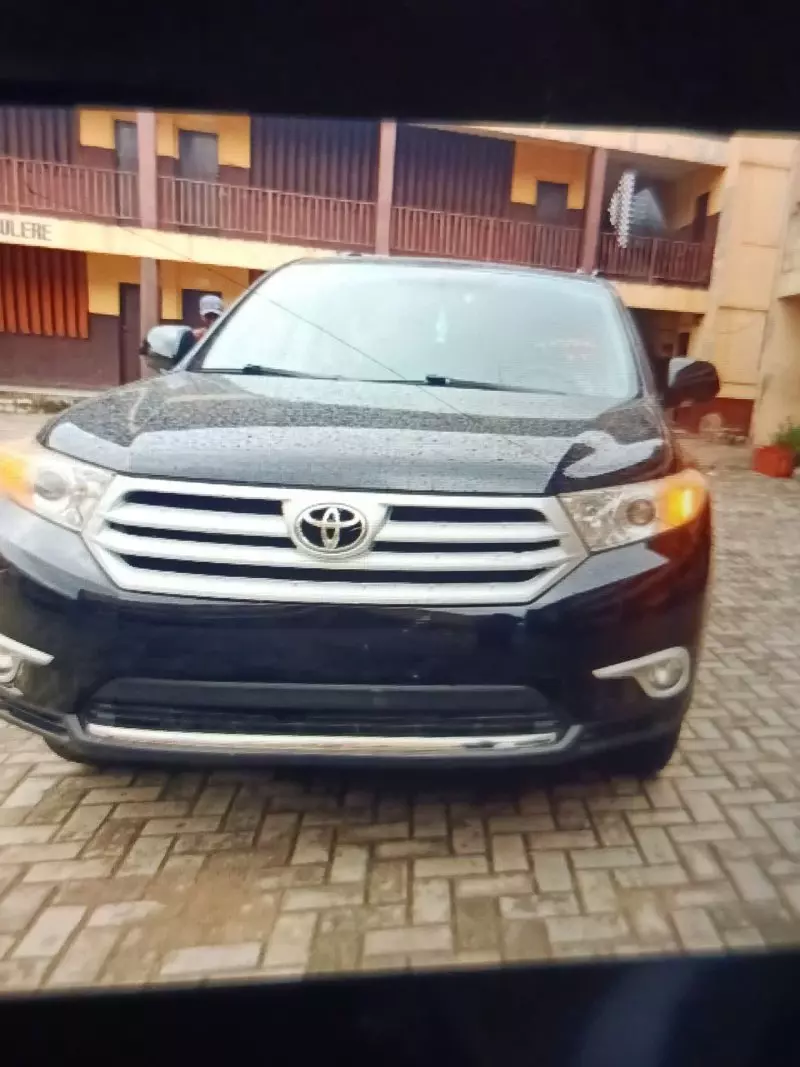 TOYOTA Highlander   - 2013