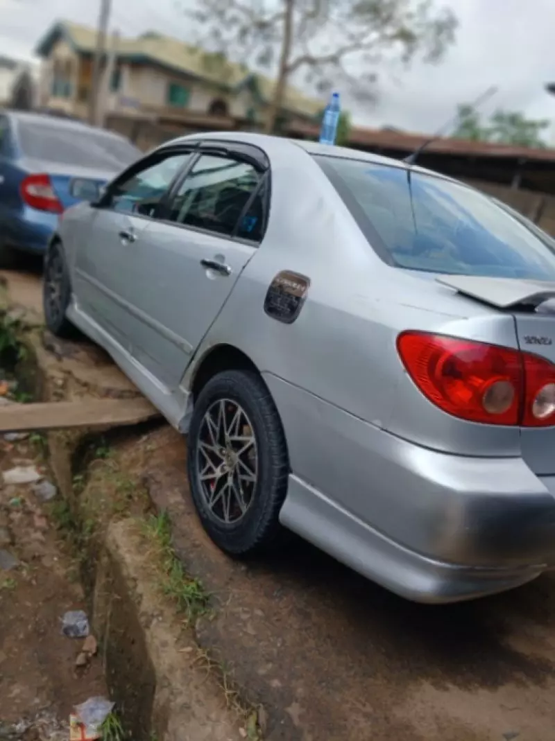 TOYOTA Corolla   - 2006