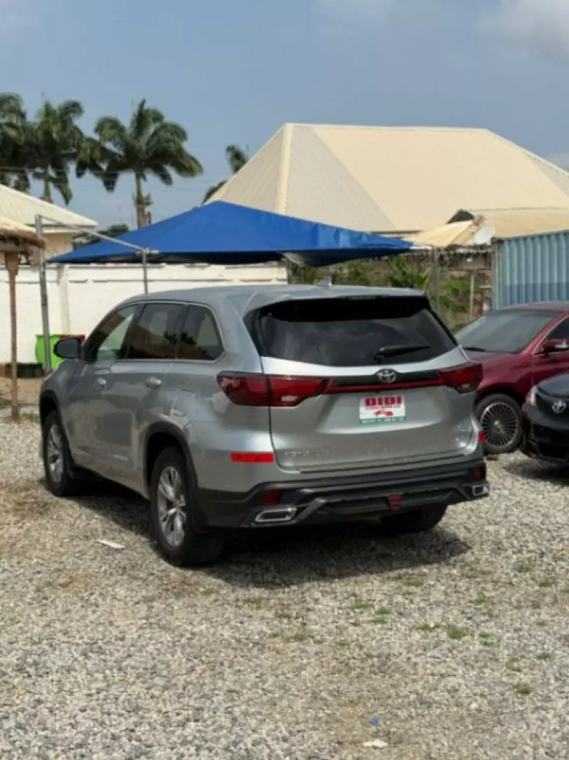 Toyota Highlander - 2015