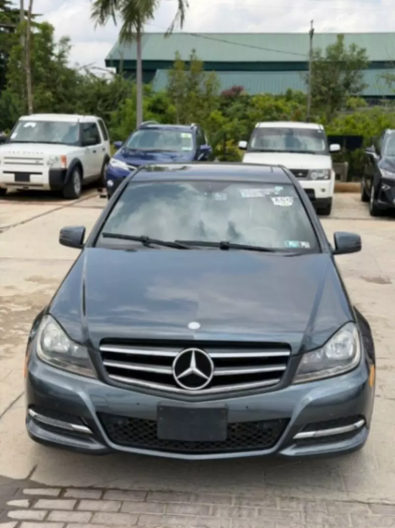Mercedes-Benz C-Class   - 2013