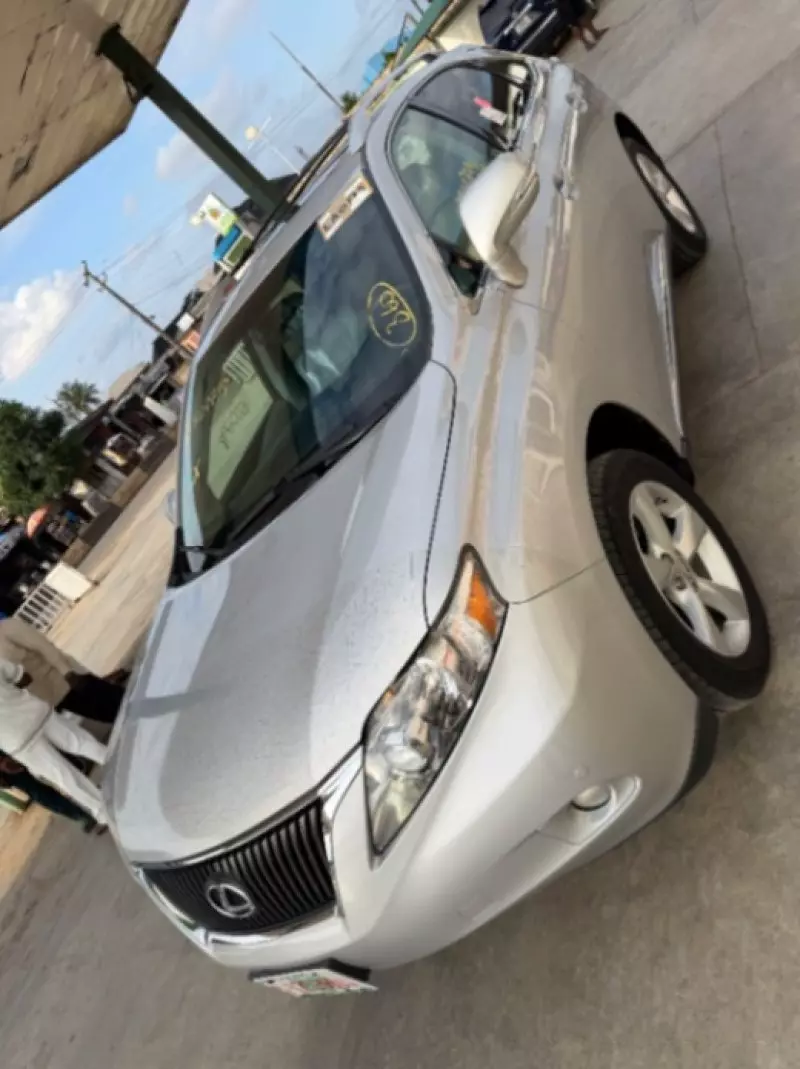 Lexus RX 350   - 2011
