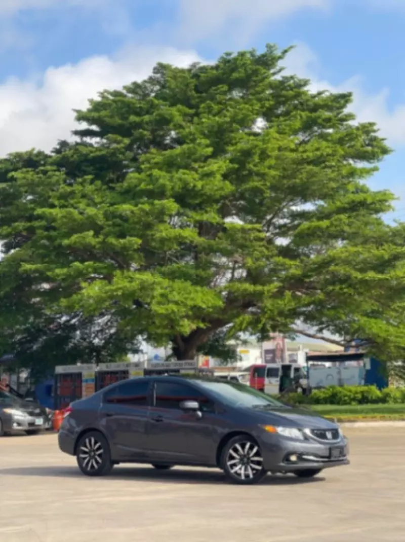 Honda Civic   - 2015