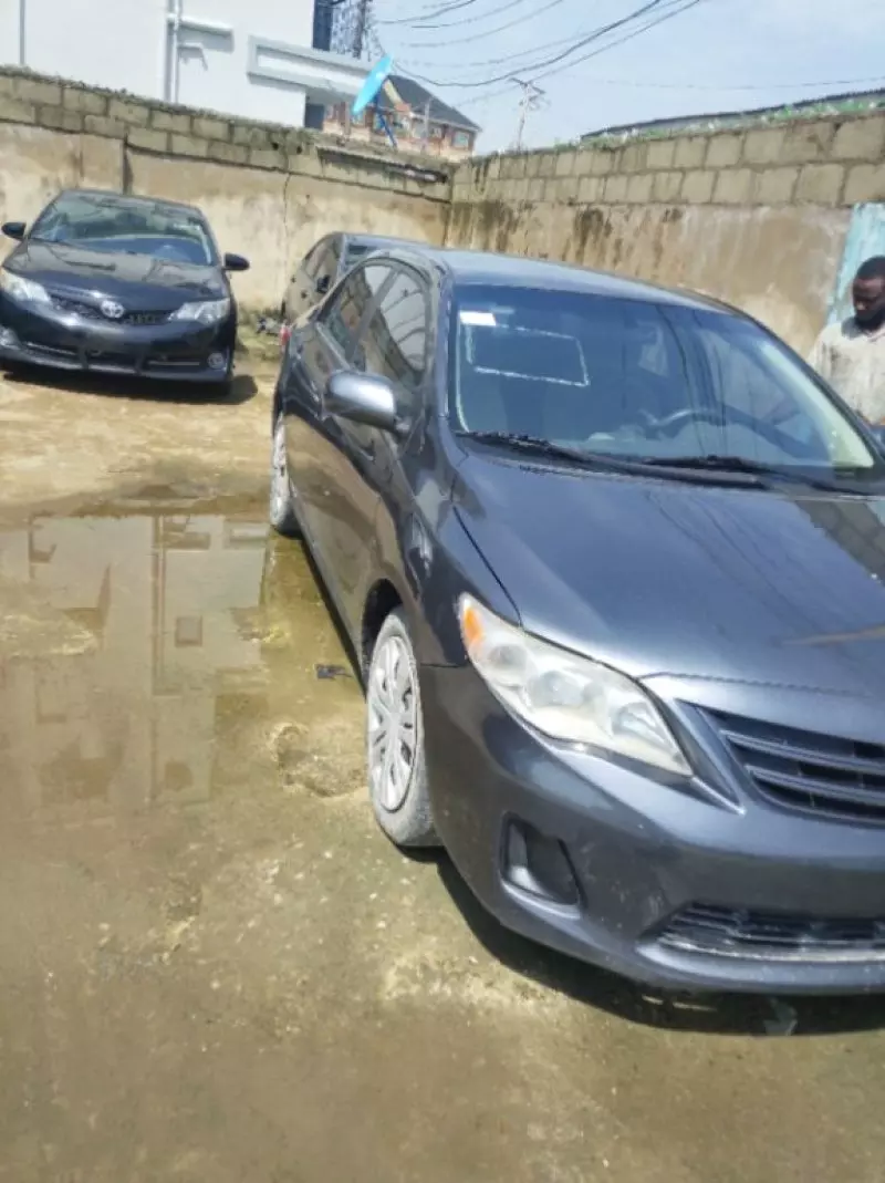 Toyota Corolla   - 2013