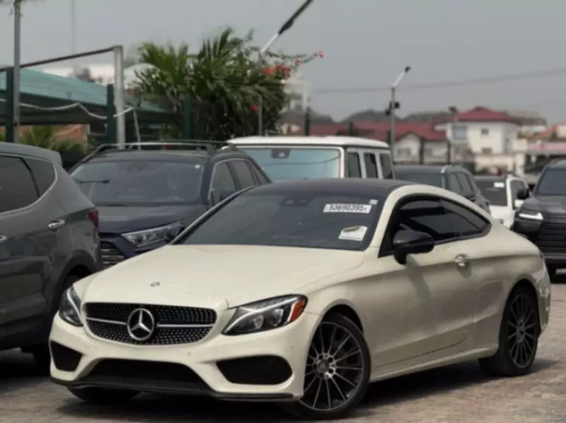 Mercedes-Benz C 300   - 2016