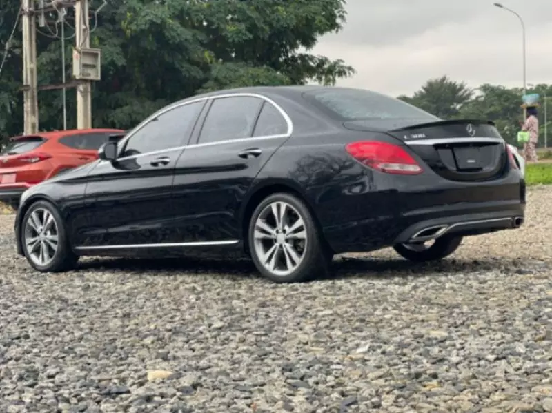 Mercedes-Benz C 300   - 2015