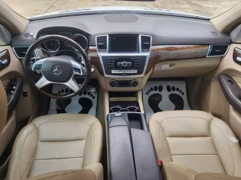Mercedes-Benz Ml-class   - 2012