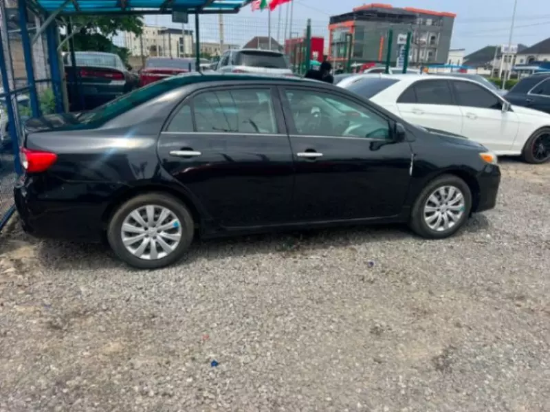 TOYOTA Corolla   - 2013