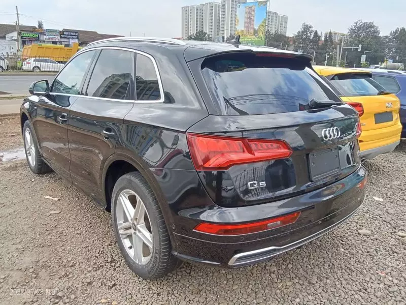 Audi Q5   - 2019