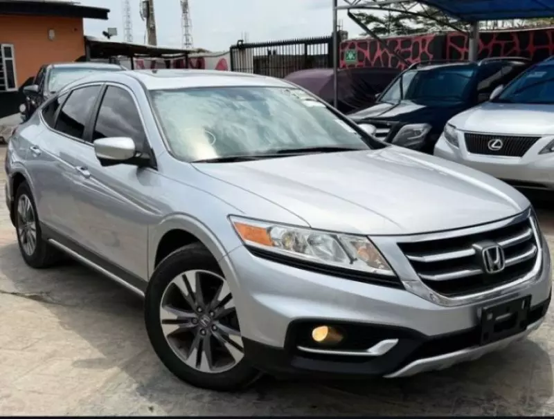 Honda Crosstour   - 2014