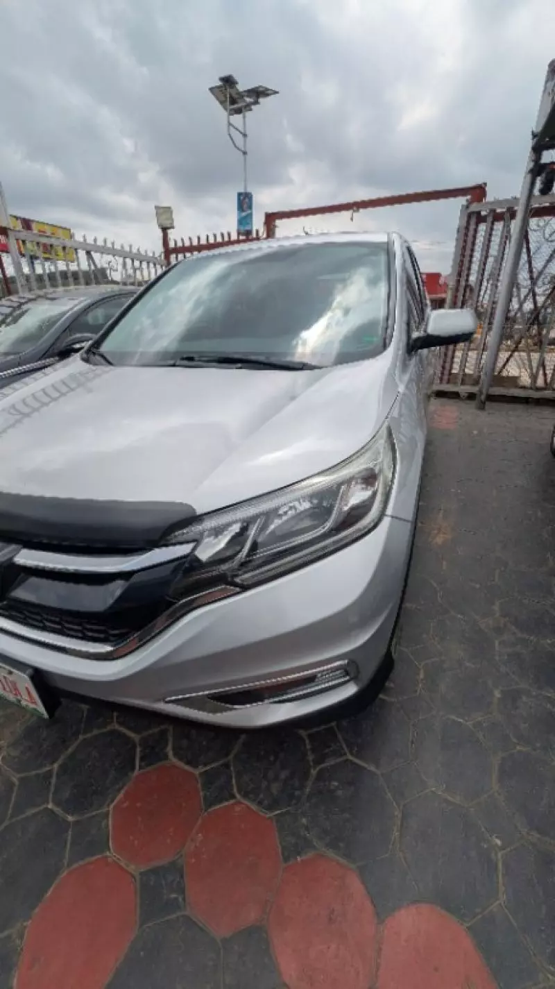 Honda CR-V   - 2015