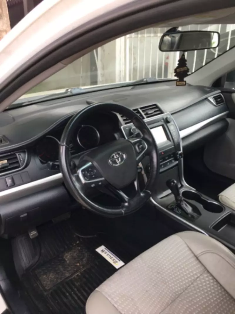 Toyota Camry   - 2015