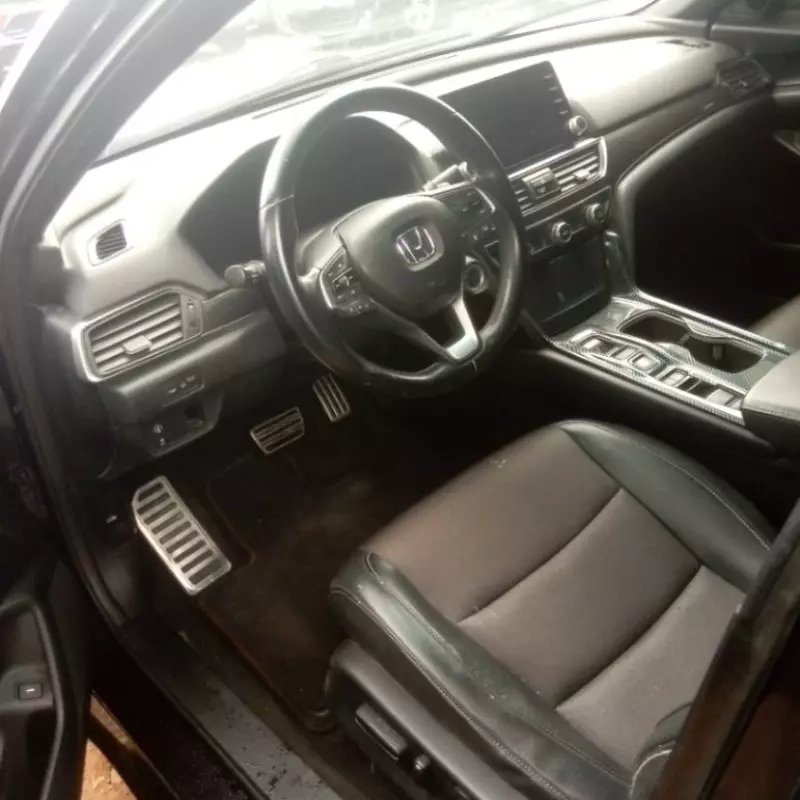 Honda Accord   - 2018