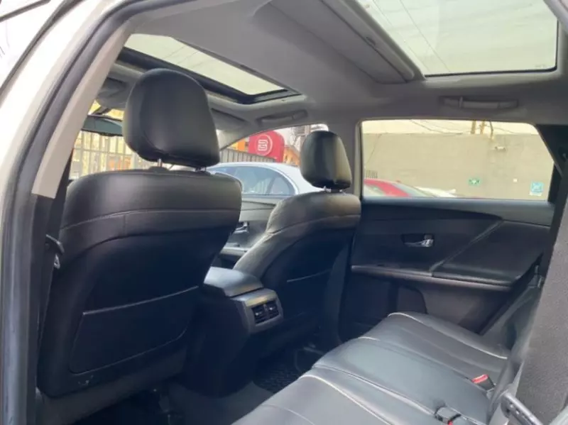 Toyota Venza   - 2014