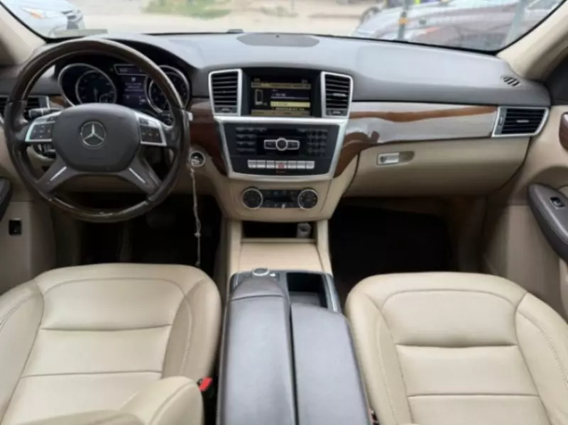 Mercedes-Benz ML 350   - 2012