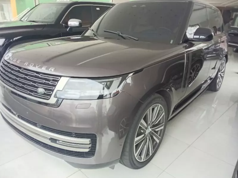 RANGE ROVER Bespoke    - 2024
