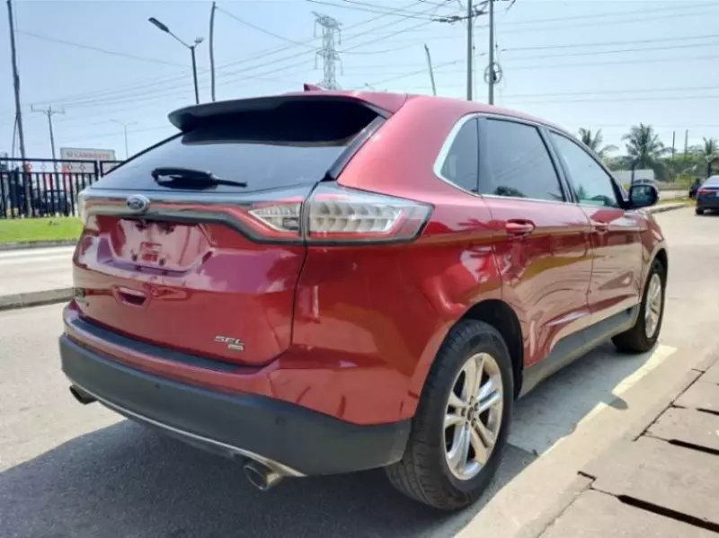 Ford Edge   - 2016
