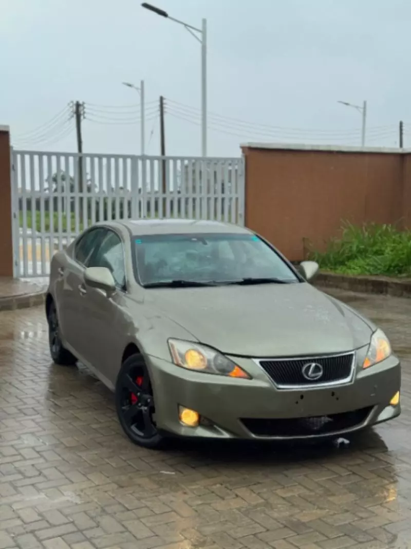 Lexus IS   - 2007