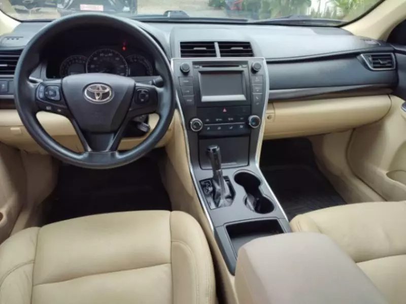 Toyota Camry   - 2007