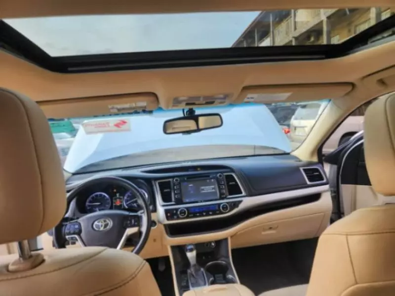 Toyota Highlander   - 2015