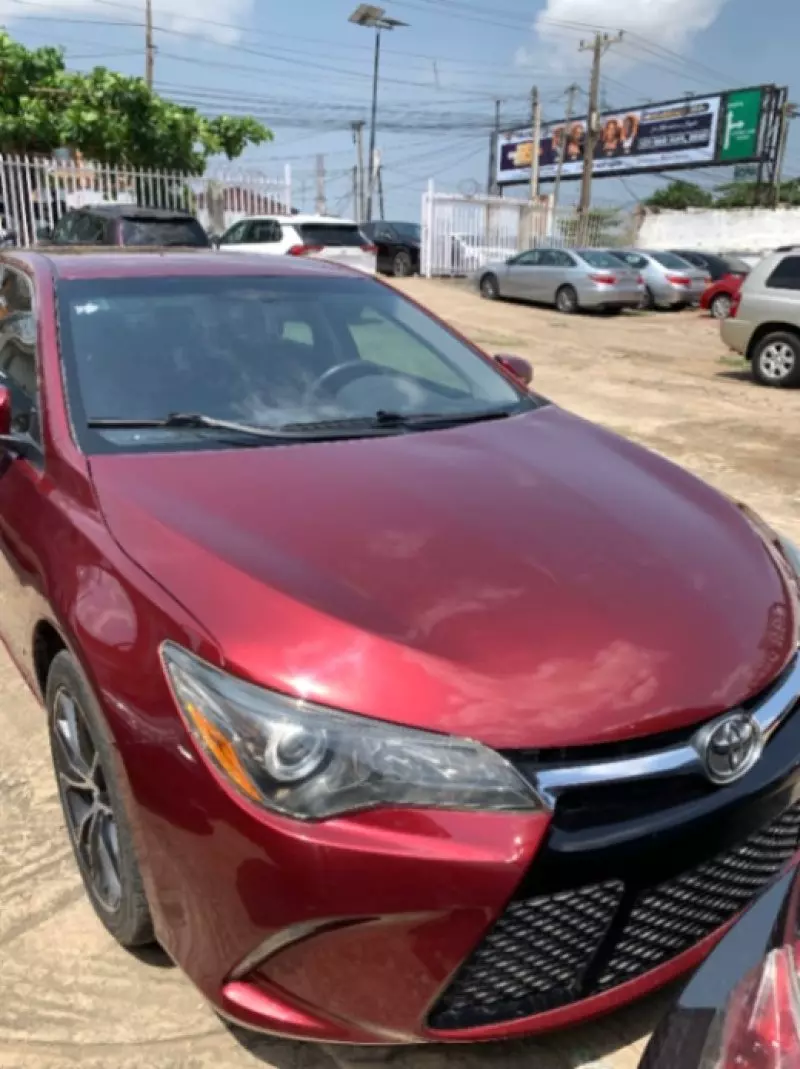 Toyota Camry   - 2017