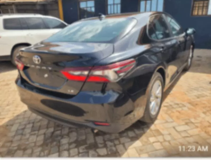 Toyota Camry - 2023
