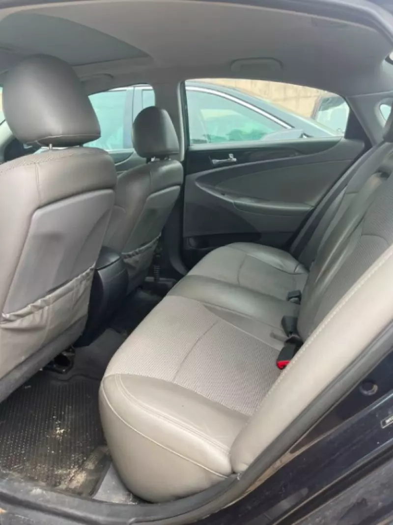 Hyundai Sonata   - 2014