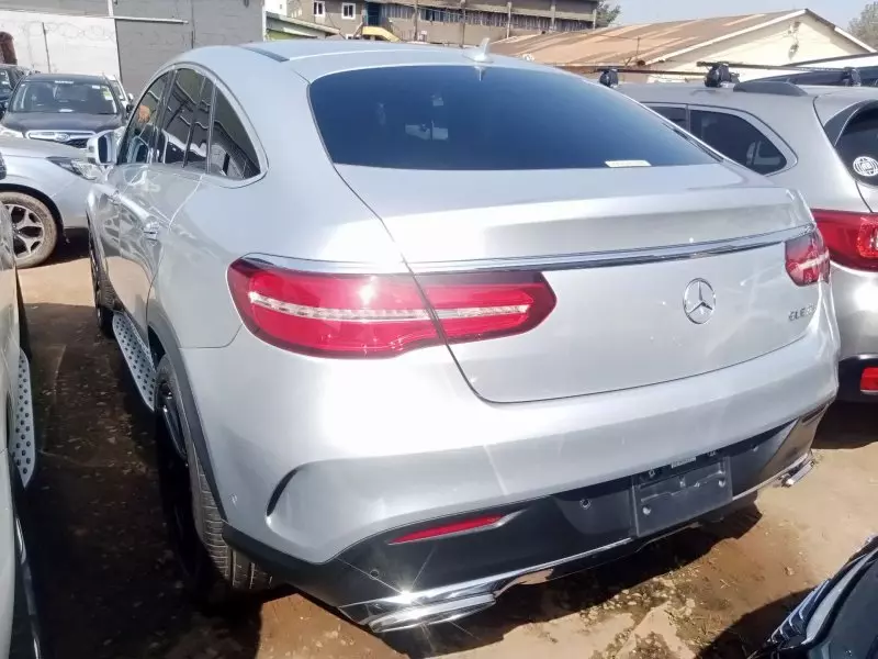 Mercedes-Benz GLE 300   - 2016