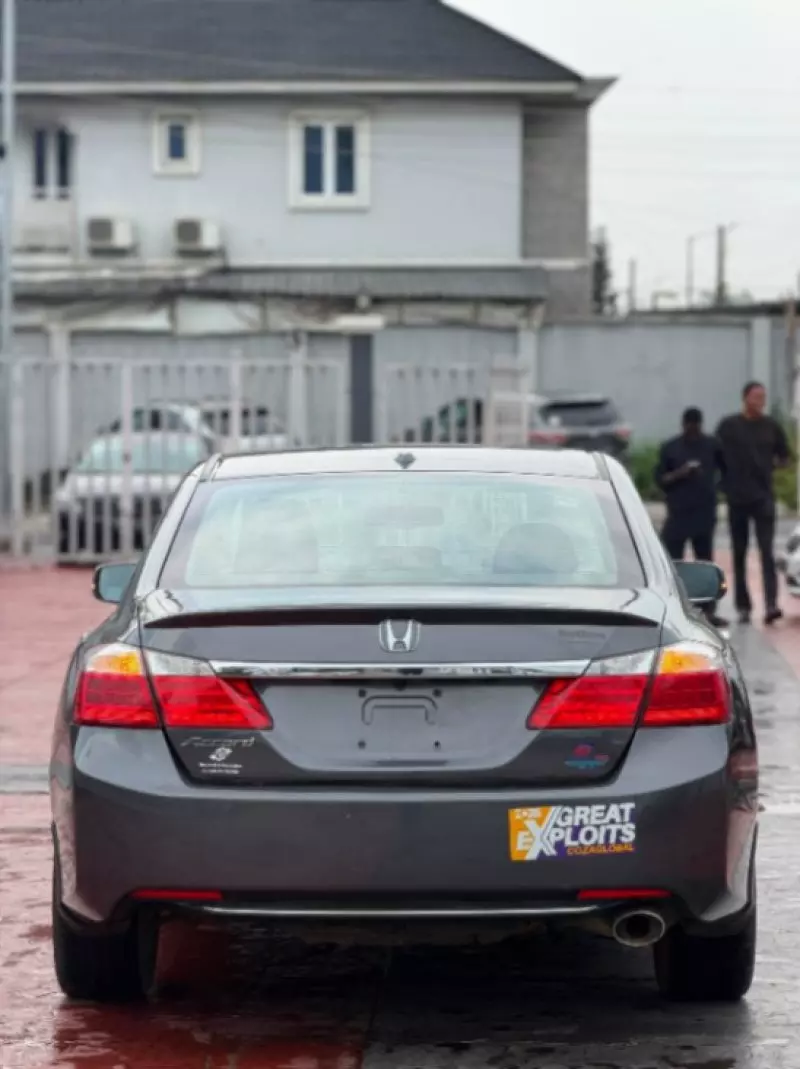 Honda Accord   - 2013