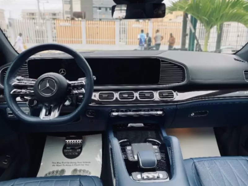 Mercedes-Benz GLE 53 AMG - 2025
