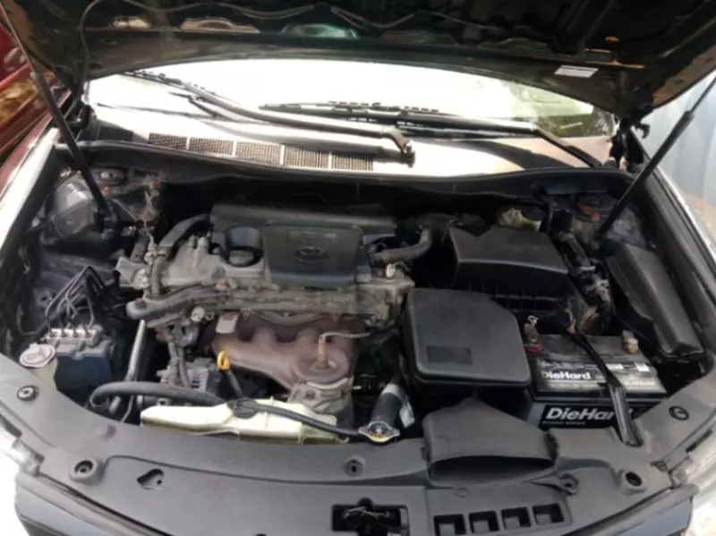 Toyota Camry   - 2014