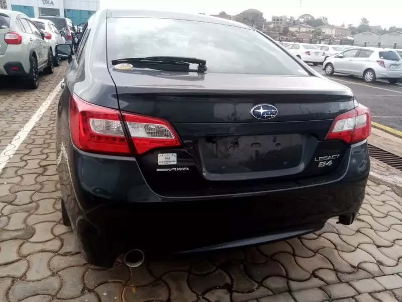 Subaru Legacy B4   - 2015