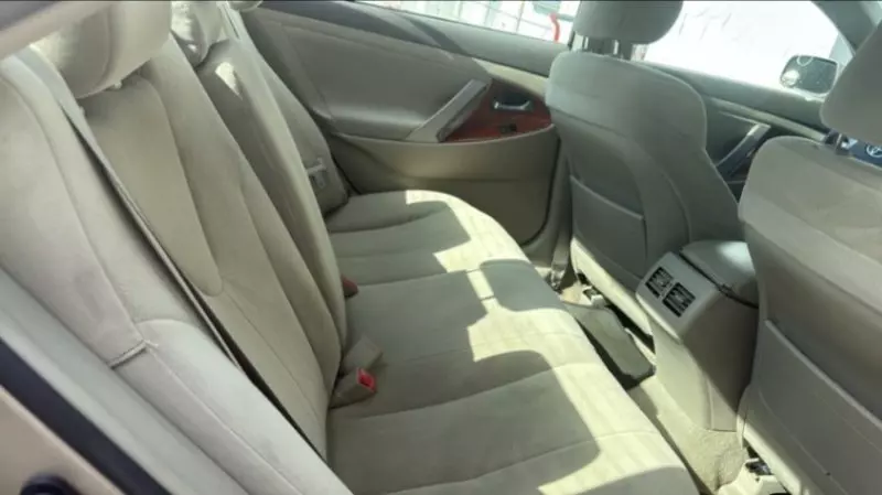 Toyota Camry   - 2009
