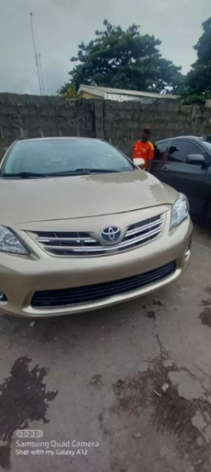 Toyota Corolla   - 2010