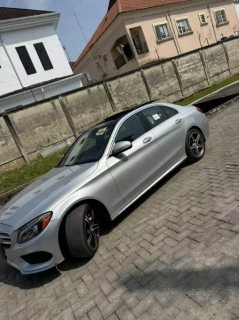 Mercedes-Benz C 300   - 2015