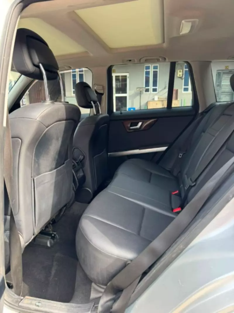 Mercedes-Benz GLK 350   - 2012