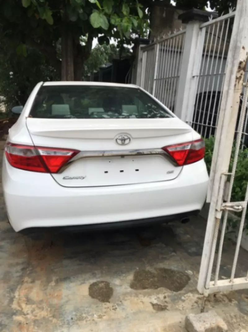 Toyota Camry   - 2015